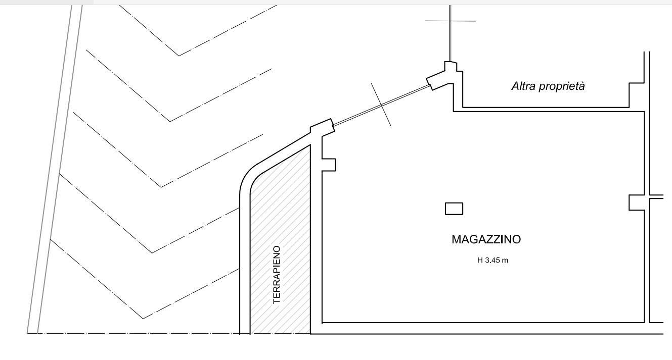 35 - GARAGE - VENDITA - ASCOLI PICENO CAMPO PARIGNANO - € 35000