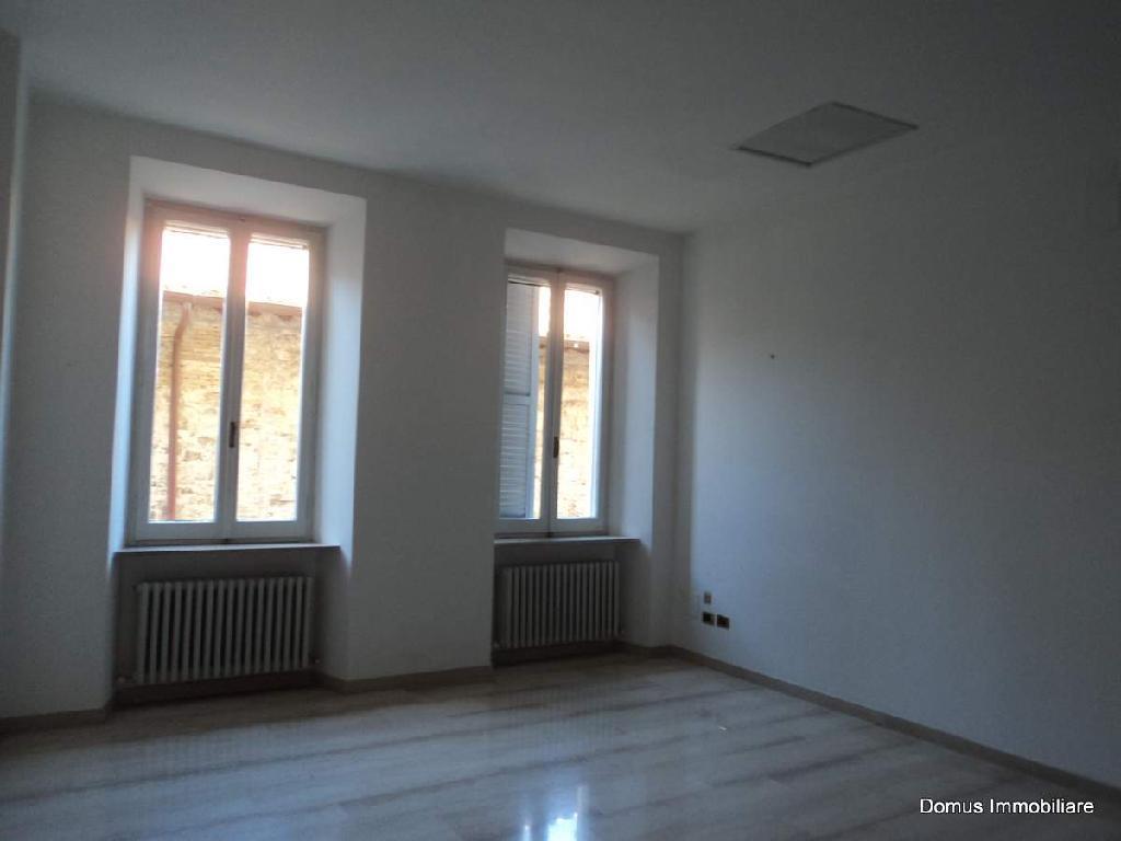 CS13 APPARTAMENTO ASCOLI PICENO € 600